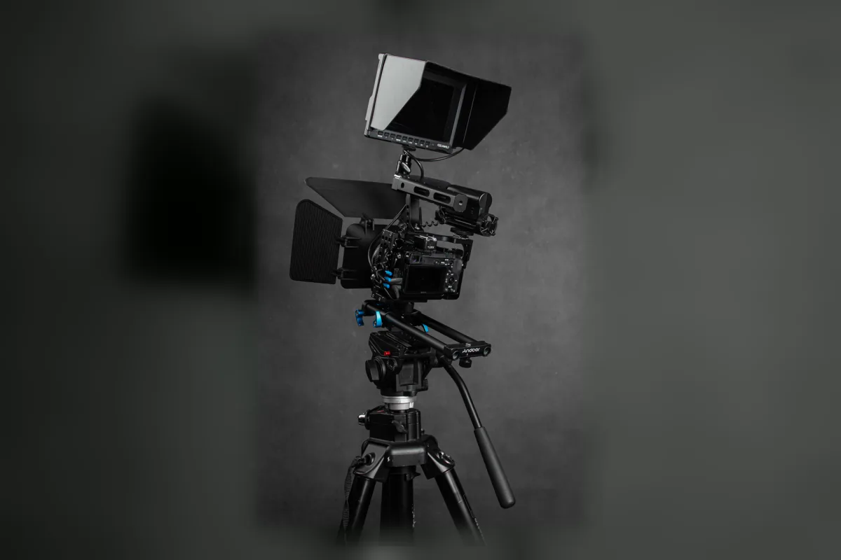 Videocamera professionale per la produzione di video aziendali